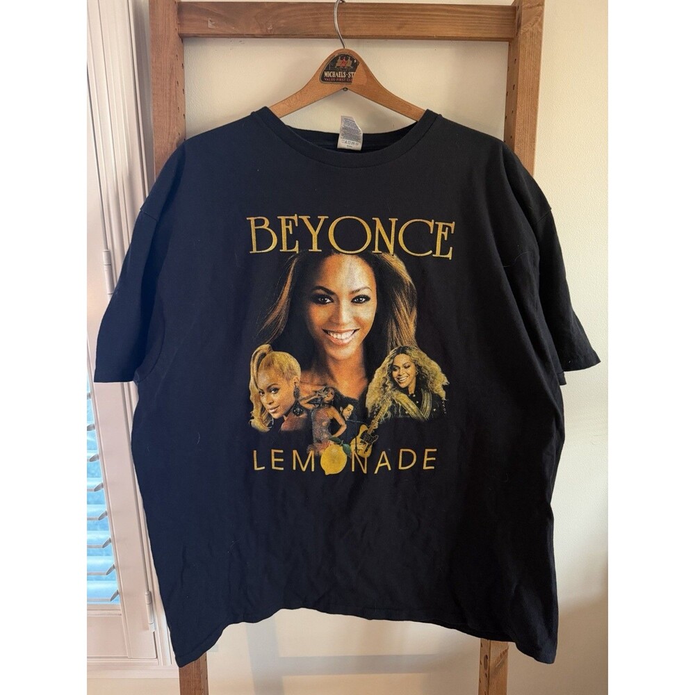 Beyonce Concert Rap T Shirt Size XXL Lemonade The Formation World Tour 2016